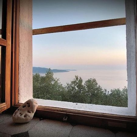 Ustrine View Villa Exterior photo